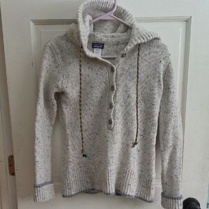 patagonia Speckled Cream Cowl Neck Sweater